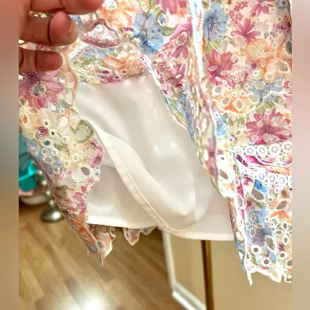 NWT,GB Girls,Stunning Floral Embroidered Dress, OUT OF STOCK ON-LINE, Size 6